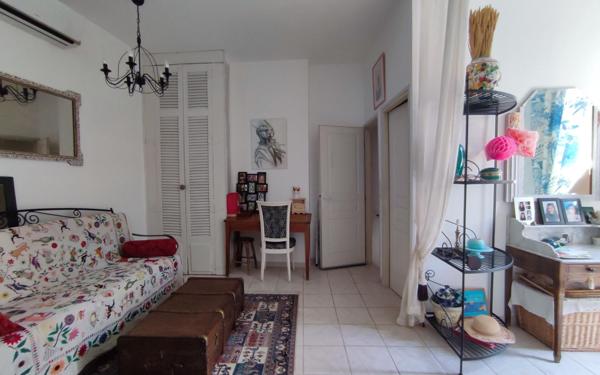 Maison à vendre    3 pièces •  Montagnac