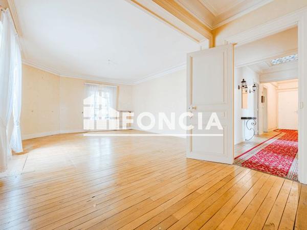 Appartement 5 pièces T5 F5 134.42 m² à Tours 37000 à vendre