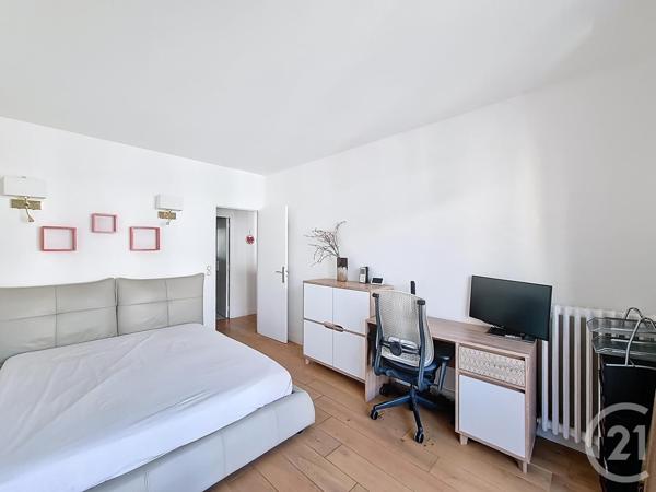 Appartement F5 à vendre  5 pièces - 110,86 m2 COLOMBES - 92