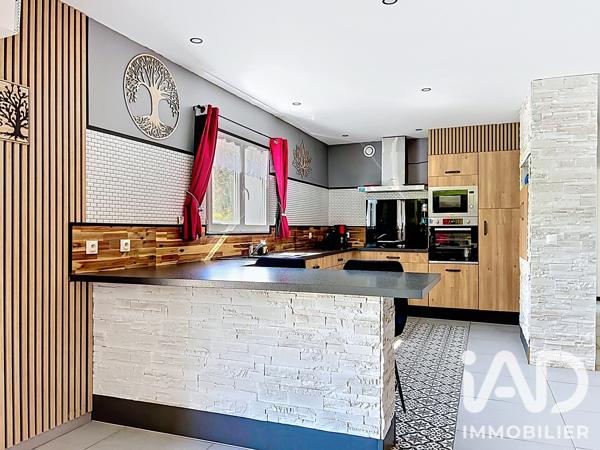 Maison à vendre 9 pièces 289 m² Ploumagoar