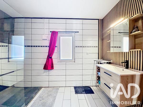 Maison à vendre 9 pièces 289 m² Ploumagoar