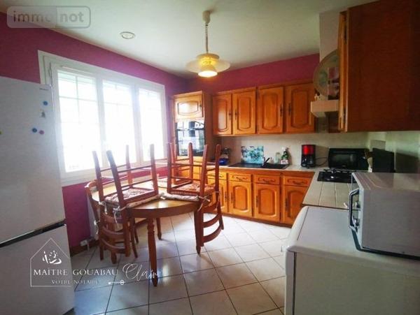 Maison à vendre à Saint-Berthevin en Mayenne (53940), ref :