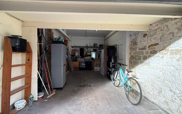 Appartement à vendre    3 pièces • 65 m2 Clichy