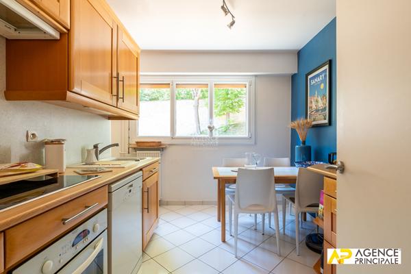 Appartement Le Mesnil Le Roi 4 pièce(s) 86.85 m2 399 500 € **  - Référence  13611