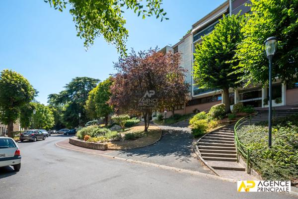 Appartement Le Mesnil Le Roi 4 pièce(s) 86.85 m2 399 500 € **  - Référence  13611