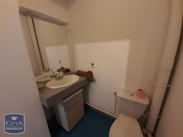 Location local commercial 80m²