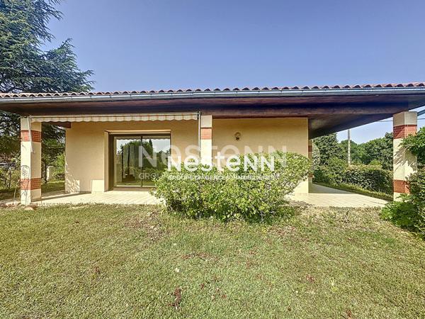 A VENDRE Maison Auch 4 chambres, jardin cloturé et arboré, vue dégagée, garage 70m2 en sous sol, véranda