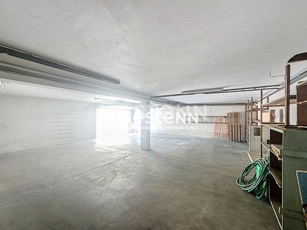 A VENDRE Maison Auch 4 chambres, jardin cloturé et arboré, vue dégagée, garage 70m2 en sous sol, véranda