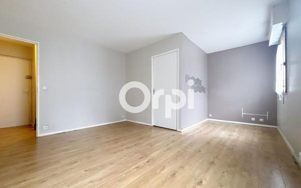 Appartement à louer    1 pièce • 29,96 m2 Nogent-sur-Marne