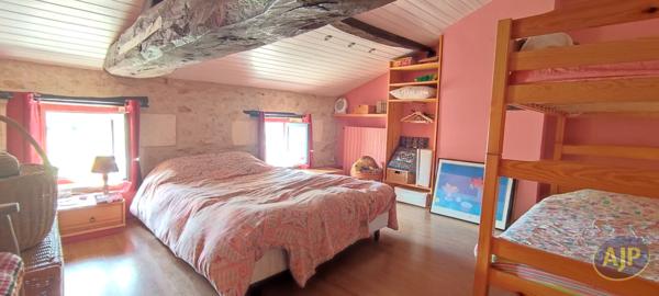 Vente maison Montendre : 232 000 € - AJP Immobilier Pons