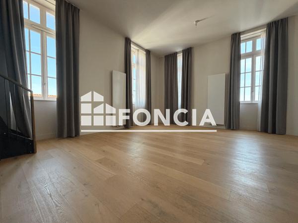 Location Appartement 3 pièces 72.9 m² - 70 BIS AVENUE JEAN GUITON La Rochelle 17000