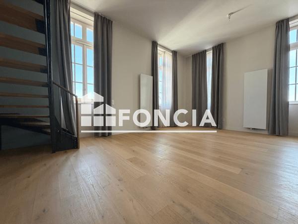 Location Appartement 3 pièces 72.9 m² - 70 BIS AVENUE JEAN GUITON La Rochelle 17000