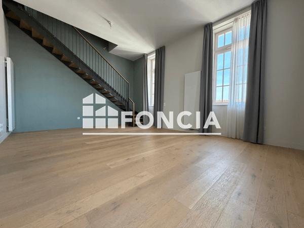 Location Appartement 3 pièces 72.9 m² - 70 BIS AVENUE JEAN GUITON La Rochelle 17000