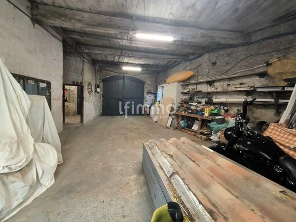 Fabrezan - Ensemble immobilier de caractère et fort potentiel