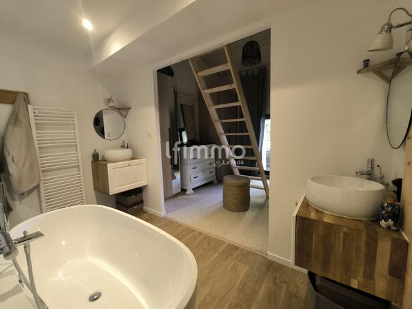 Fabrezan - Ensemble immobilier de caractère et fort potentiel