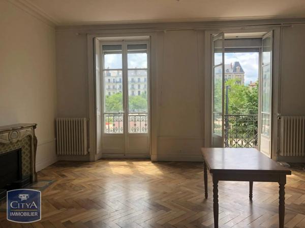Appartement à louer 5 pièces 157m² Grenoble (38000)