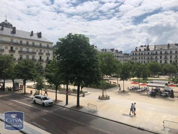 Appartement à louer 5 pièces 157m² Grenoble (38000)