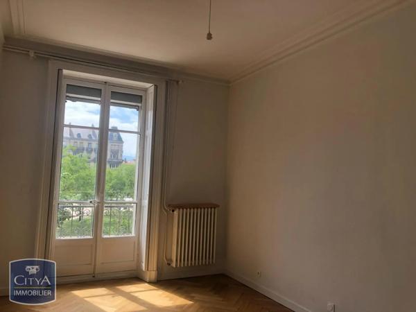 Appartement à louer 5 pièces 157m² Grenoble (38000)