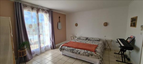 Maison à louer |  BOUTIERS ST TROJAN |  5 pièces | 191 m²