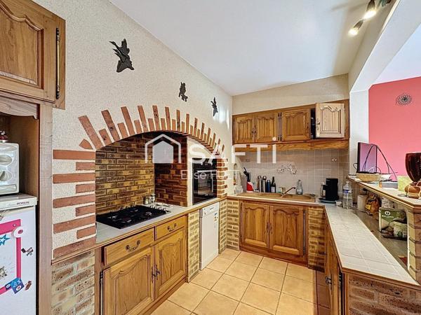 Longère de caractère – 4 chambres / Saint-Pierre-des-Bois – 12 800 m² de terrain