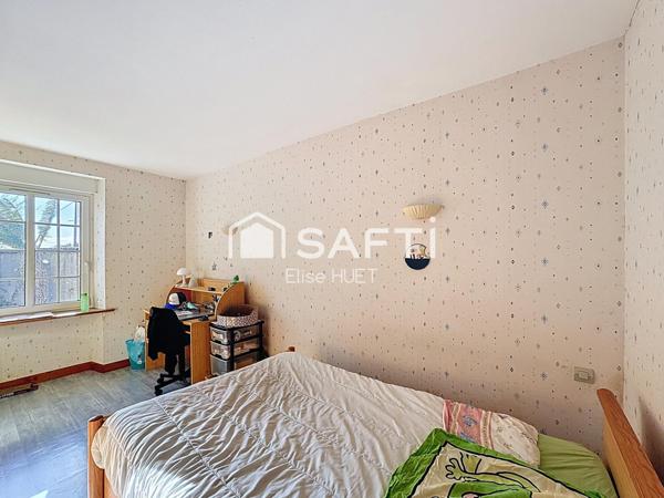 Longère de caractère – 4 chambres / Saint-Pierre-des-Bois – 12 800 m² de terrain