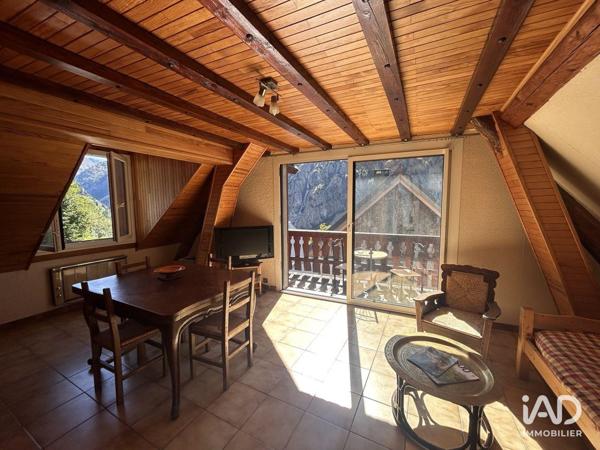 Murs commerciaux  à vendre 251 m² Saint-Christophe-en-Oisans