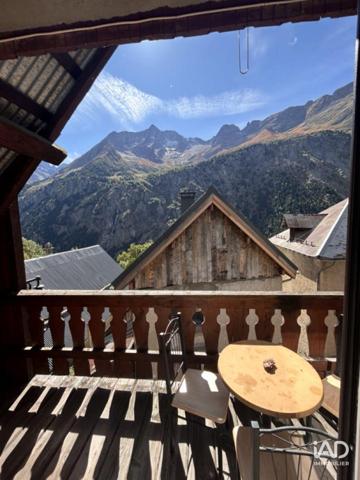 Murs commerciaux  à vendre 251 m² Saint-Christophe-en-Oisans