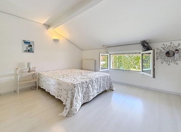 Charmante maison de 165 m² avec combles aménageables Montauban secteur Birac