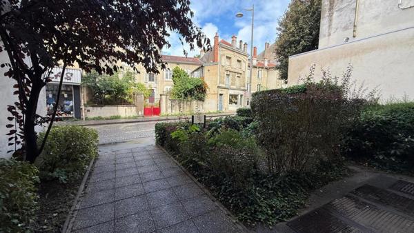 Studio  avec eplacement idéal au centre ville de Nancy
