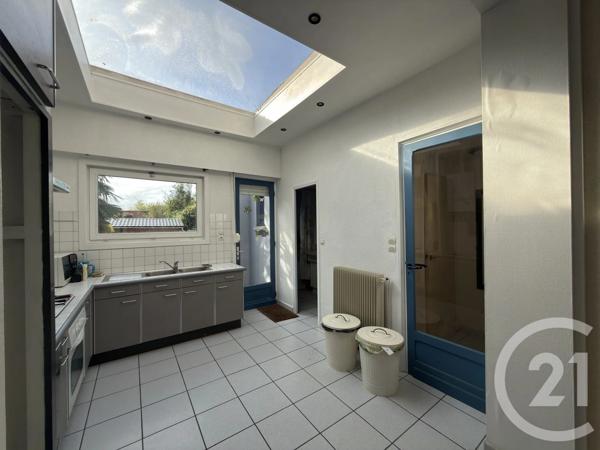 Maison à vendre  5 pièces - 102 m 2   HELLEMMES LILLE  - 59
