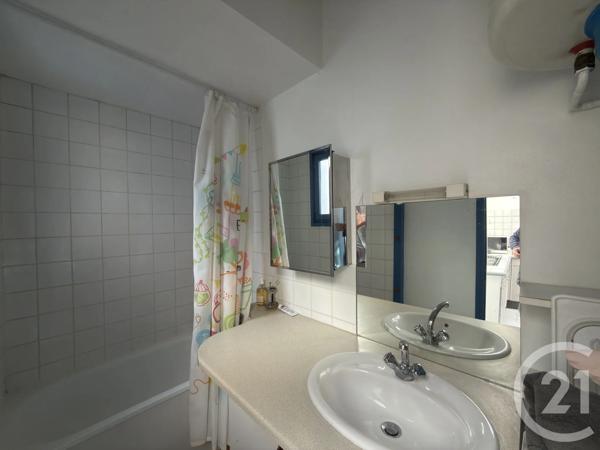 Maison à vendre  5 pièces - 102 m 2   HELLEMMES LILLE  - 59