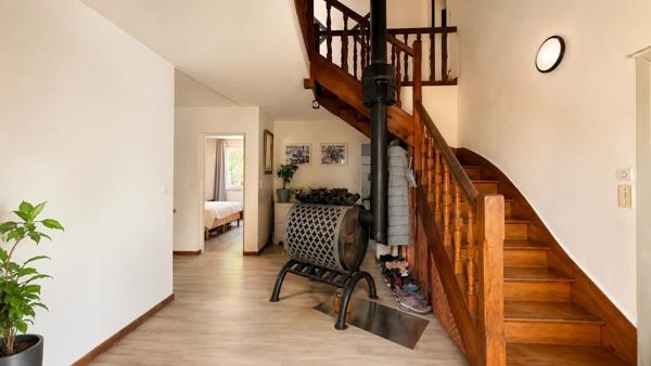 Vente                                                      Maison
                        
                     8 pièces                      228 m2                     à Pierrefitte-Ès-Bois