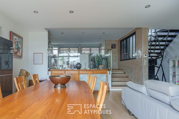 Triplex avec jardin dans une ancienne école