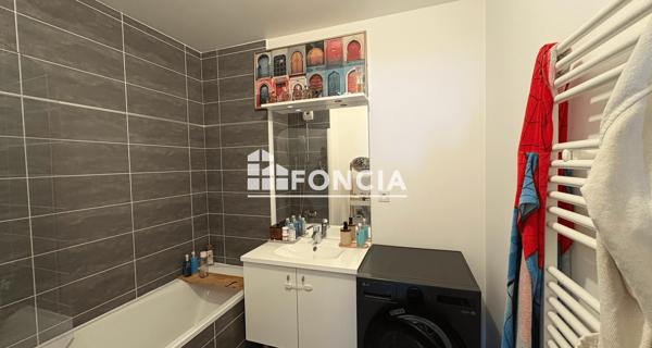Location Appartement 4 pièces 85.9 m² - Aix-en-provence 13100
