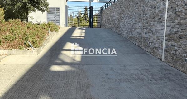 Location Appartement 4 pièces 85.9 m² - Aix-en-provence 13100