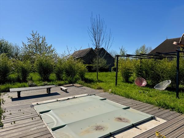 Maison à vendre VAUBAN (71), 5 pièces, 150 m², 3 chambres, dépendances, terrain 1860 m²
