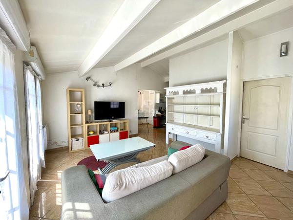 MAISON CONFLANS STE HONORINE - 5 PIÈCES - 115m² €375 000 ** - Référence 7607