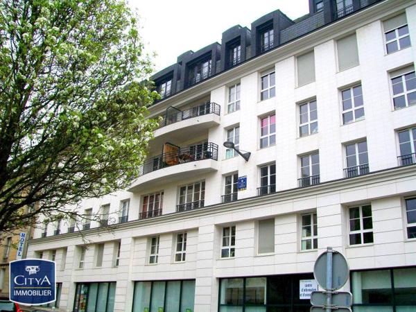 Appartement à louer 3 pièces 70.09m² Rouen (76000)