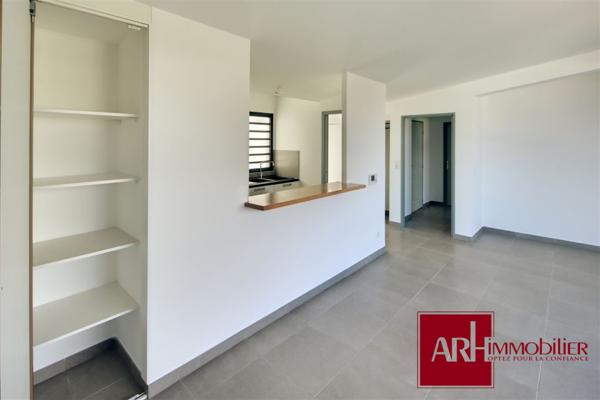 Bel appartement F3 dernier étage