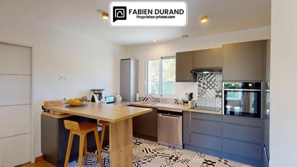 Villa contemporaine de 2021  Piscine balinaise  panneaux solaires  Draguignan