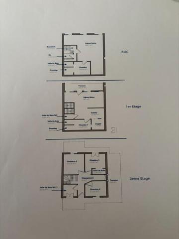 Maison Meze 7 pièce(s) 266 m2