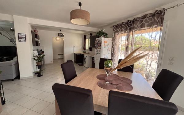 Appartement à vendre    3 pièces • 90,40 m2 Martigues