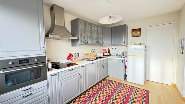 Appartement à vendre 3 pièces avec terrasse NOISY LE ROI (78)