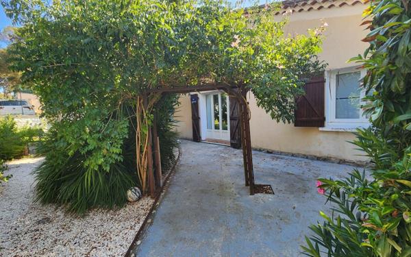 Maison à vendre    6 pièces •  La Seyne-sur-Mer