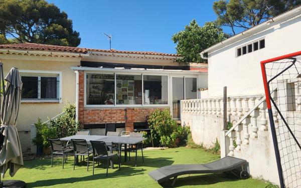 Maison à vendre    6 pièces •  La Seyne-sur-Mer