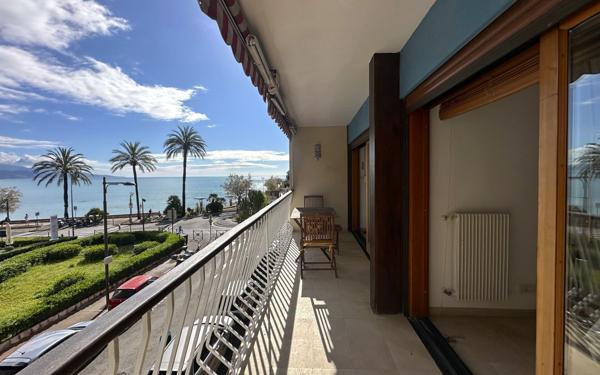 Appartement à vendre    3 pièces • 52,51 m2 Roquebrune-Cap-Martin