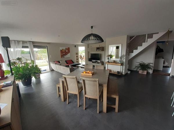 Maison à vendre à Écommoy dans la Sarthe (72220), ref : 023/2079