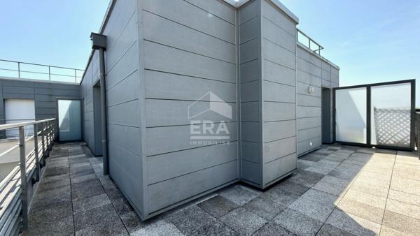 APPARTEMENT F2 À ATHIS-MONS, DERNIER ÉTAGE AVEC TERRASSE