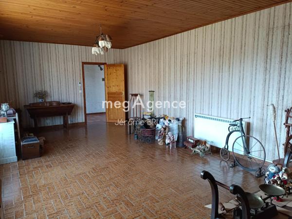 Maison à CHARRON, 17230 - 5 pièces 137m²