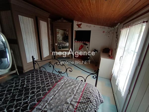 Maison à CHARRON, 17230 - 5 pièces 137m²